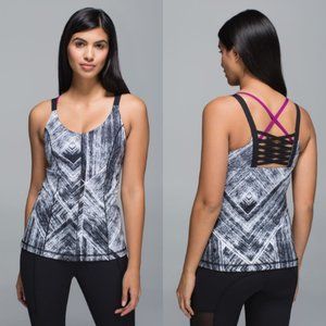 lululemon Hot To Street Tank | Heat Wave White/Black/Regal Plum | Size 6